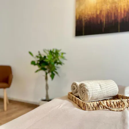 Апартаменты Golden Deer - 3 Schlafzimmer - Zentrum - 92m² Ганновер