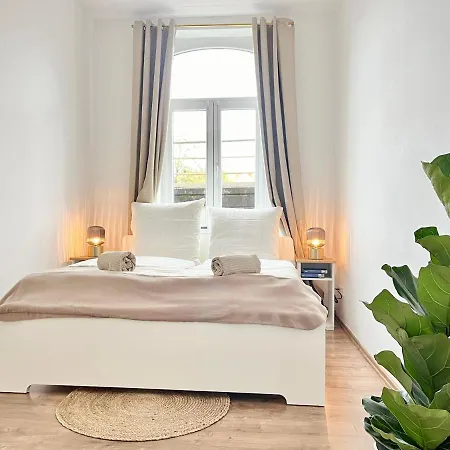 Golden Deer - 3 Schlafzimmer - Zentrum - 92m² Apartmán *