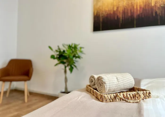 Апартаменты Golden Deer - 3 Schlafzimmer - Zentrum - 92m² Ганновер